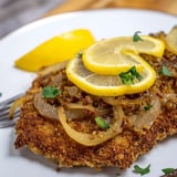 Schnitzel mit karamellisierten Zwiebeln