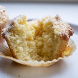 Zarte Quarkmuffins, perfekt mit Obst oder Puderzucker zum Genießen.  