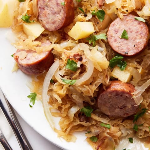 Sauerkraut Wurst Pfanne einfach