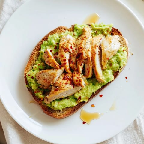 Avocado Huhn Toast